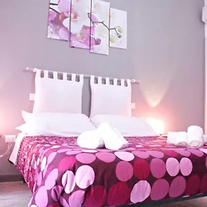 Bed and breakfast Like Family House Roma