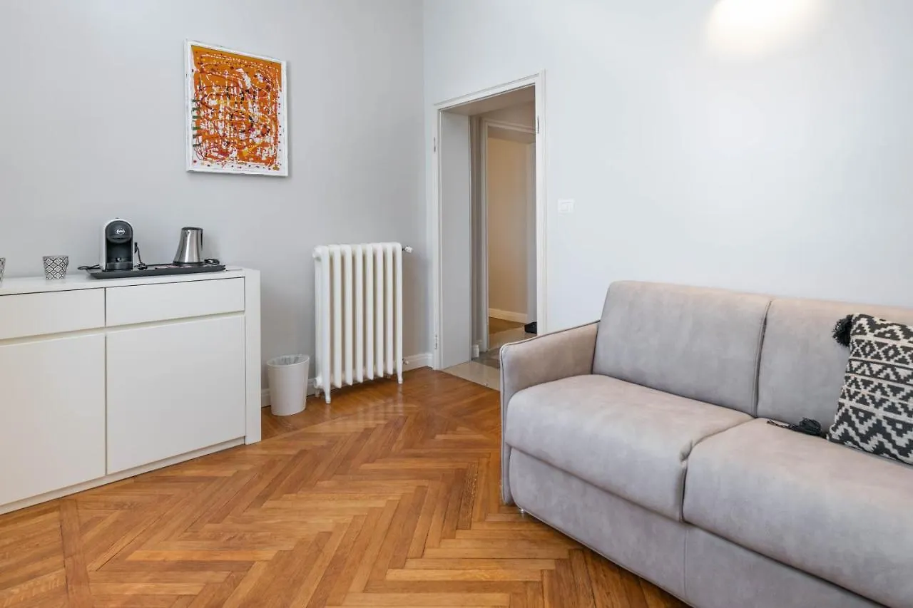 Villa Natalia - Adults Only Verona Guest house