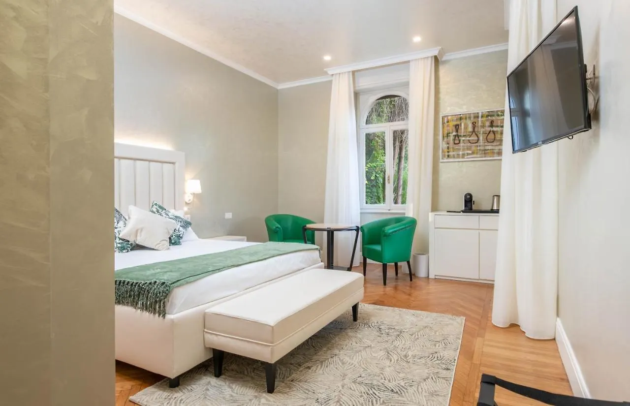 Villa Natalia - Adults Only Verona Guest house
